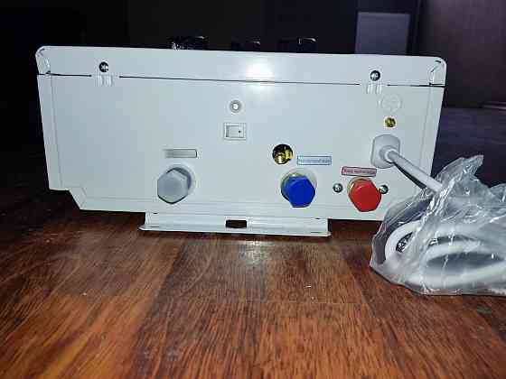 Газова колонка напівтурбо Dion JSD 10 F проточний водонагрівач з примусовою витяжкою 10 л/хв автоматичний розпал + димохід Київ