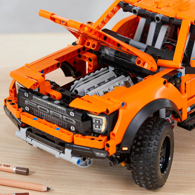 Конструктор Technic Ford F150 Raptor (42126), 1379 деталей совместимый с lego лего форд раптор Запорожье - изображение 7