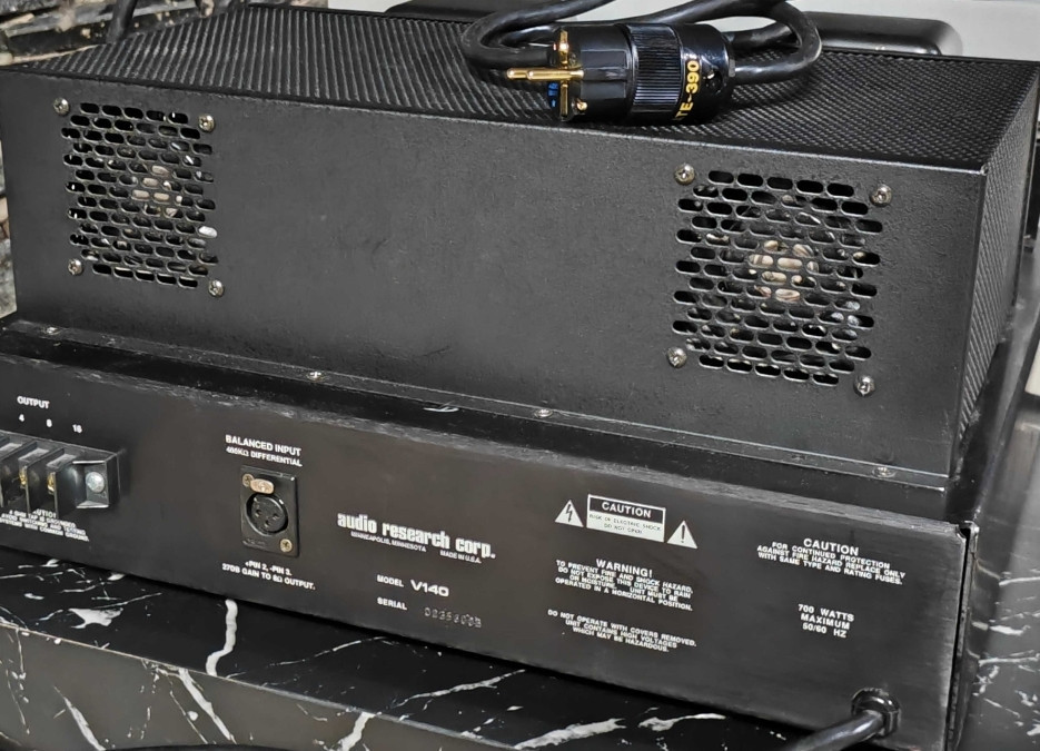 Ламповые моноблоки Audio Research V-140 Mono Power Amplifier 220v Харьков - изображение 1