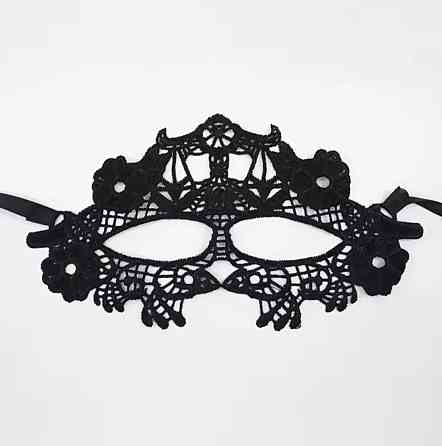 Маска карнавальная для лица унисекс one size черный Киев