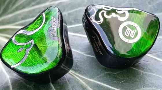 JUZEAR × Z Reviews Defiant Київ