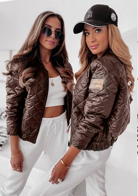 Женская короткая стеганая куртка без капюшона плащевка с водоотталкивающей пропиткой с утеплением силикон Шоколад, 42/44 Одесса - изображение 1