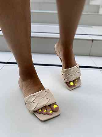 Meideli Зручні жіночі шльопанці, штучна шкіра, бежеві на низькому ходу MEIDELI E839-7 р. 36, 38 Коломия