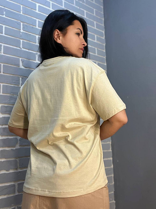 Футболка жіноча Pepper&mint CB24-22 базова середня довжина вишивка на плечі бежева, бежевий, L Київ - фото 4