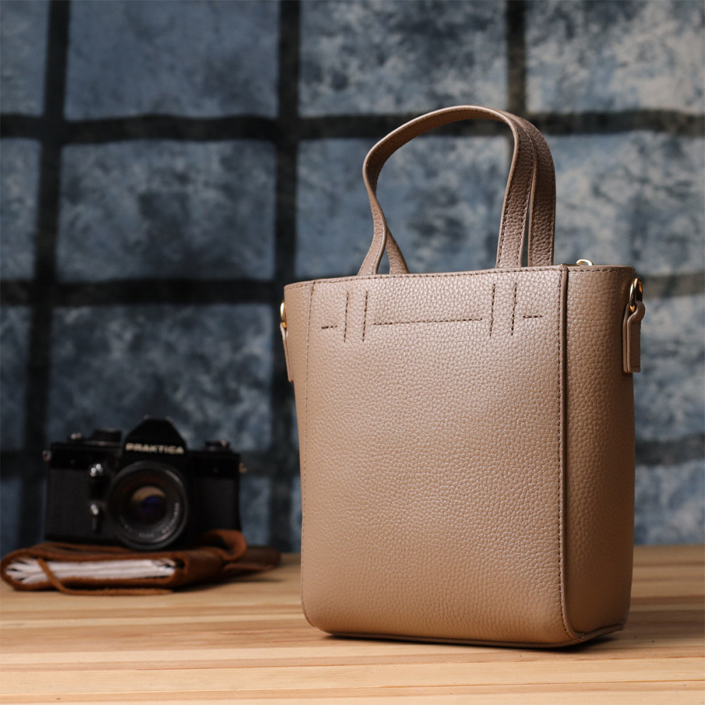 Стильна сумка жіноча з натуральної шкіри у формі трапеції Vintage 22918 Бежевий Київ - фото 10