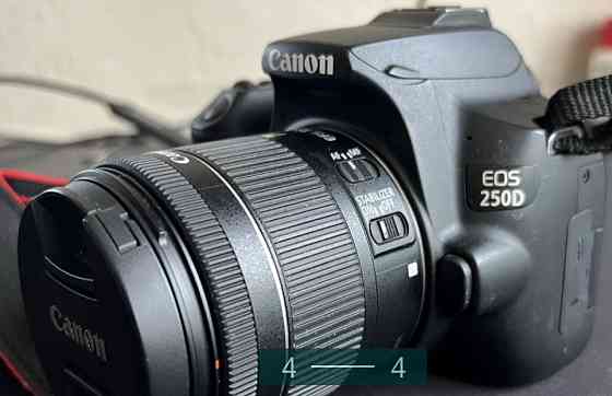 Фотоаппарат Canon 250D. Киев