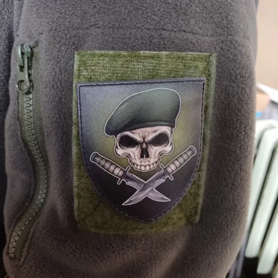 Патч / шеврон Череп в береті з ножами Запоріжжя