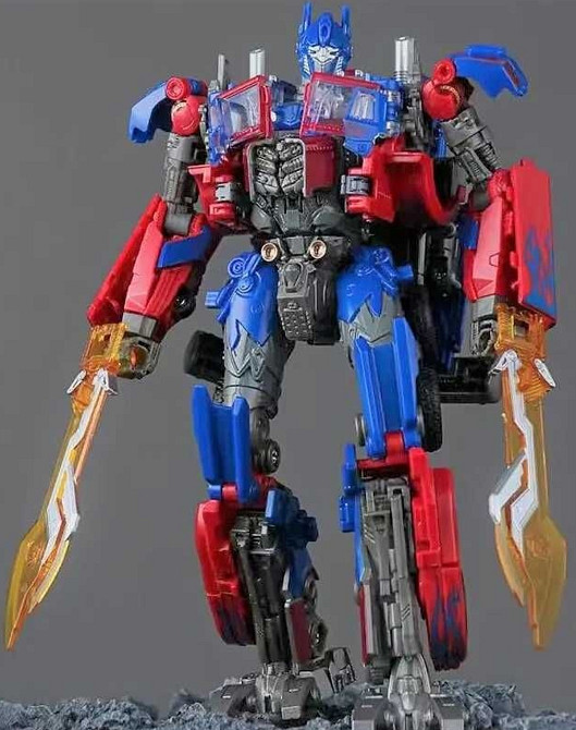 Робот-трансформер Оптімус Прайм 17,5 см з кінофільму Трансформери Київ - фото 3