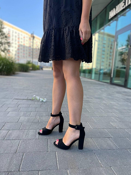 L&M Босоніжки жіночі чорні L&M F52-1 літні, еко-замша / Модні босоніжки на підборах р. 36-40 Коломия - фото 2