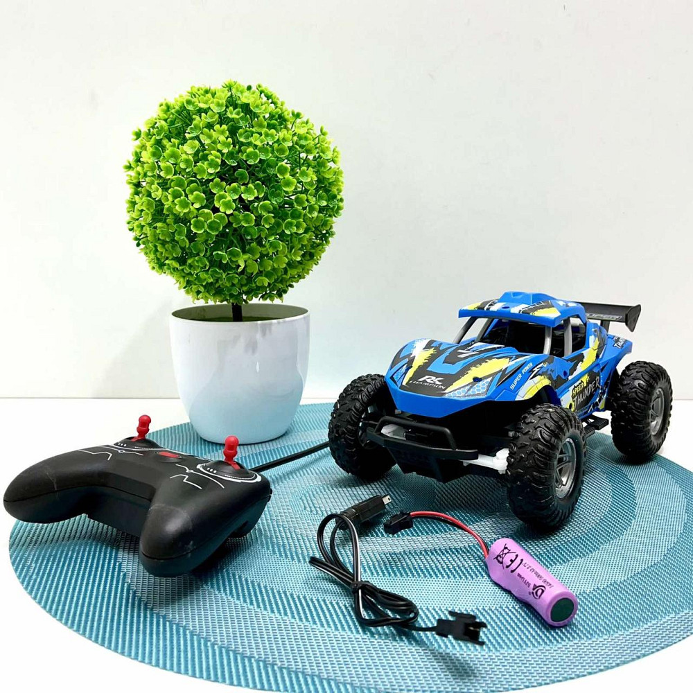 Машинка Баггі на радіокеруванні 24см акумулятор USB-зарядне Синя (0905-3) Чернігів - фото 1