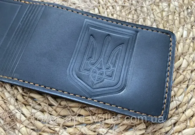 Кожаная обложка для ID-паспорта и авто документов с гербом Украины на три отделения P-Leather Черный Киев - изображение 6