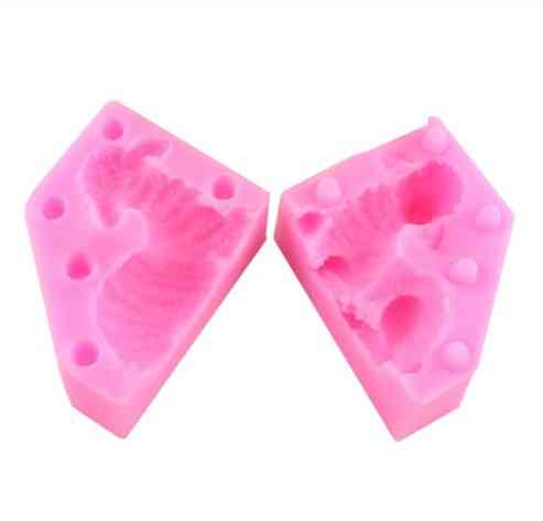 Молд силиконовый Ягненок 40 на 52 мм розовый Киев