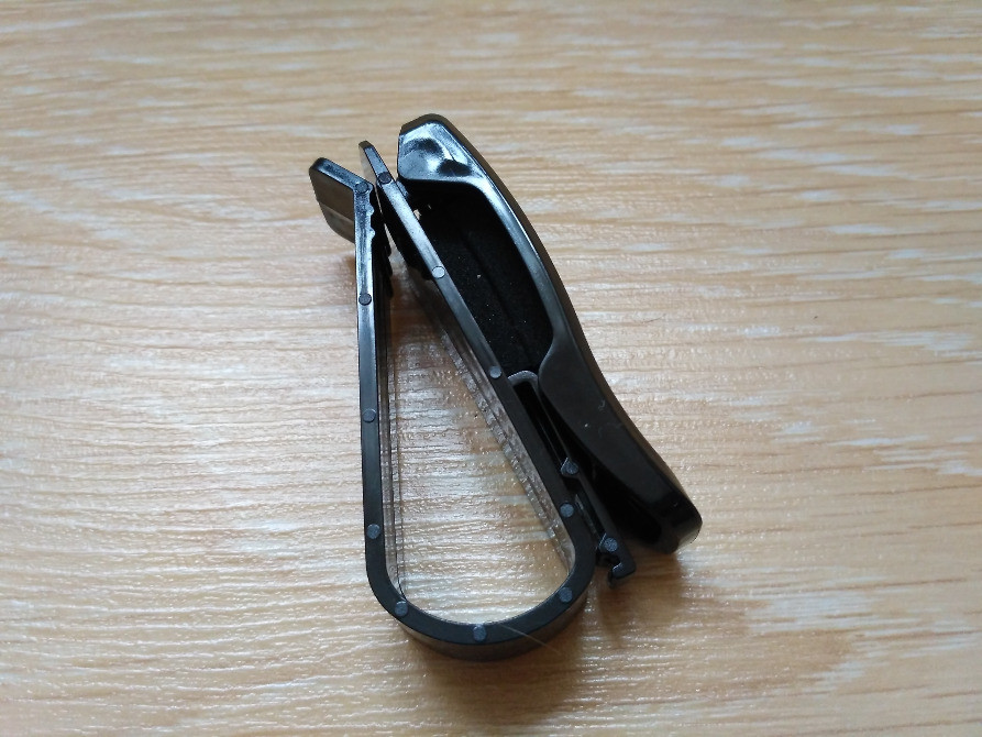 Держатель очков и пластиковых карточек на козырьке Киев - изображение 7