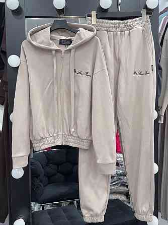 Жіночий стильний повсякденний костюм, двійка лакосту Лате, 44 Одеса