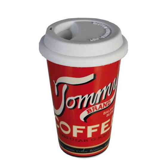 Порцелянова чашка з силіконовою кришкою 