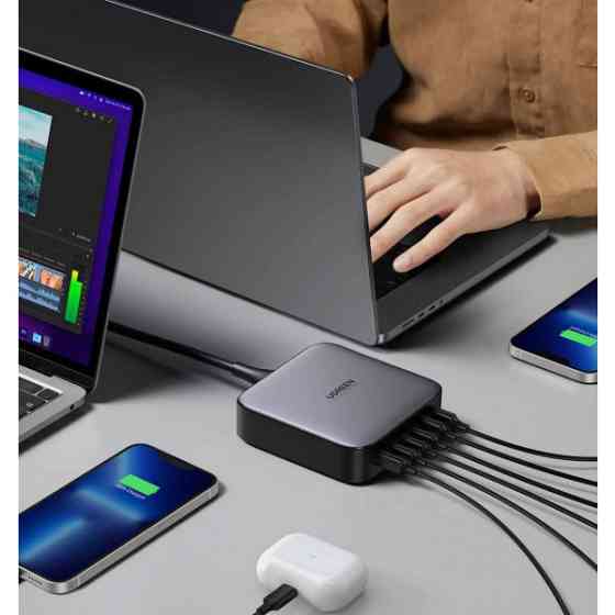 Зарядний пристрій 6xUSB 200W GaN (4хUSB-C+2xUSB-A) CD271 Ugreen (40914) Київ