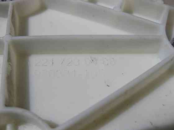 Mercedes-Benz  A2217230408 Кронштейн замка передніх правих дверей на щиті склопідйомника S-Class W221 Одесса