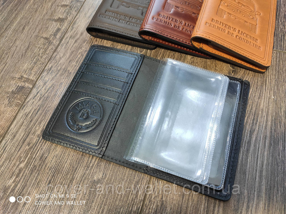 Шкіряна обкладинка документи на авто з файлами чорного кольору ST Київ - фото 3