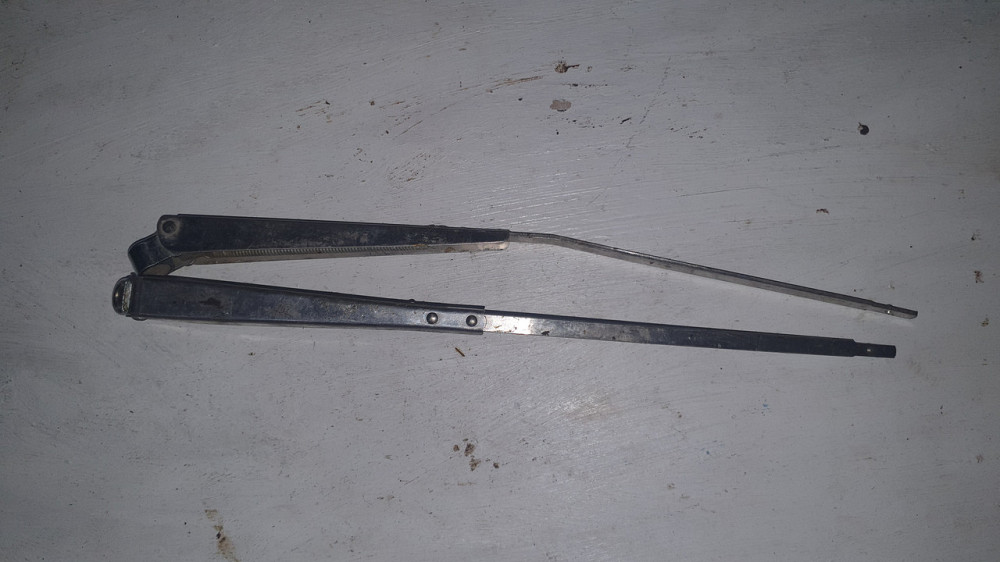Важіль склоочисника УАЗ (пара). Довжина — 325 мм. СРСР. Харків - фото 1