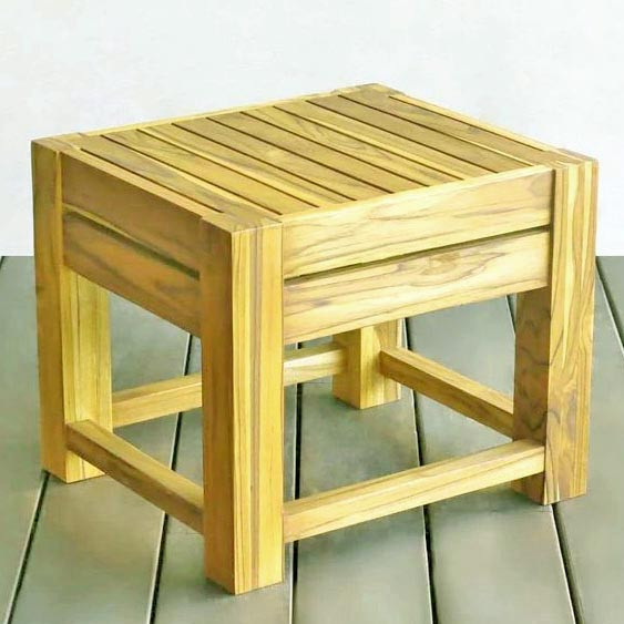 Табурет для ванной 