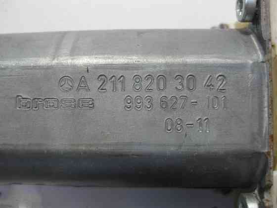 Mercedes-Benz  A2118203042 Моторчик переднього склопідйомника C-Class W203 CLC C203 E-Class W211 S-Class W220 Одеса