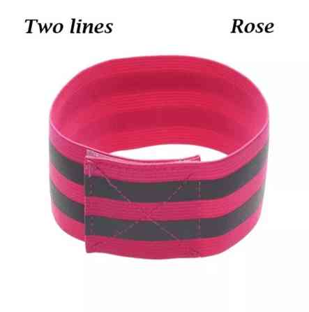 Светоотражающий браслет на одежду с двумя полосками 33 на 5 см розовый Киев