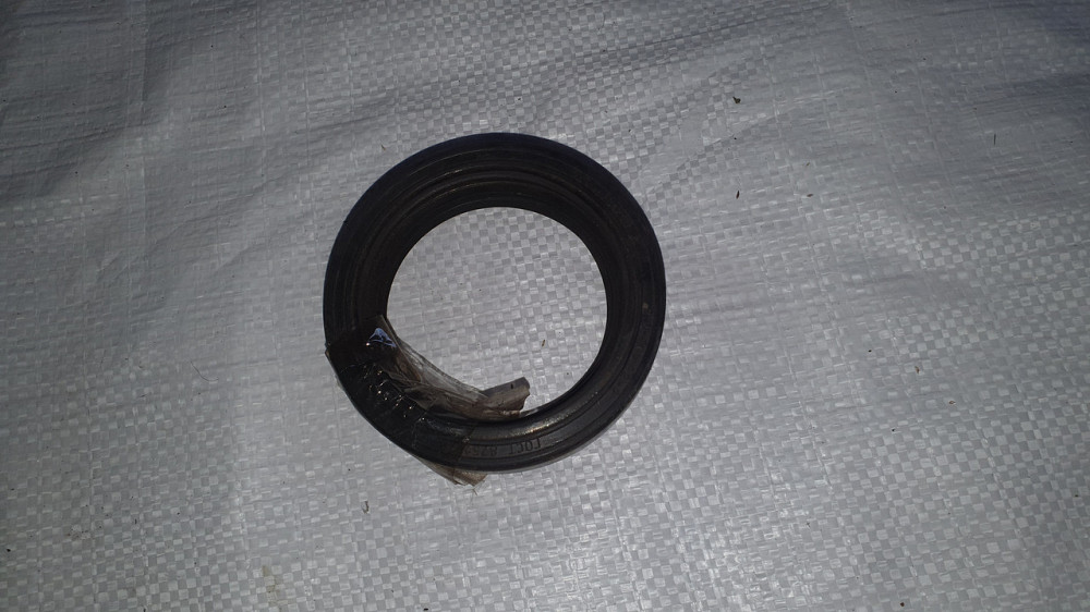 Сальник (манжета армированная) 2.2-70х92-2. Харьков - изображение 1