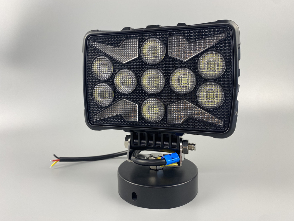 Фара LED квадратна 18 Led chip 12/24V. Широкий промінь + DRL світло + стробоскоп, світло 6500 К, IP67 Мукачево - фото 5