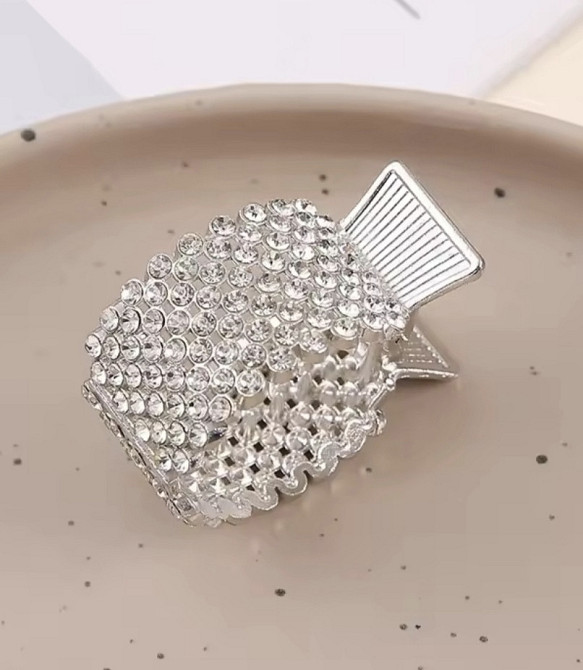 Затискач для волосся Сріблястий Сміла - фото 1