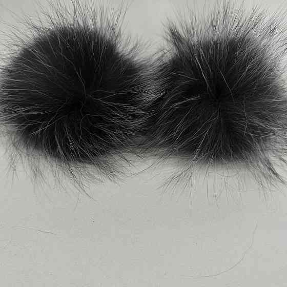 Помпоны из натурального меха блюфрост Чорный Харьков