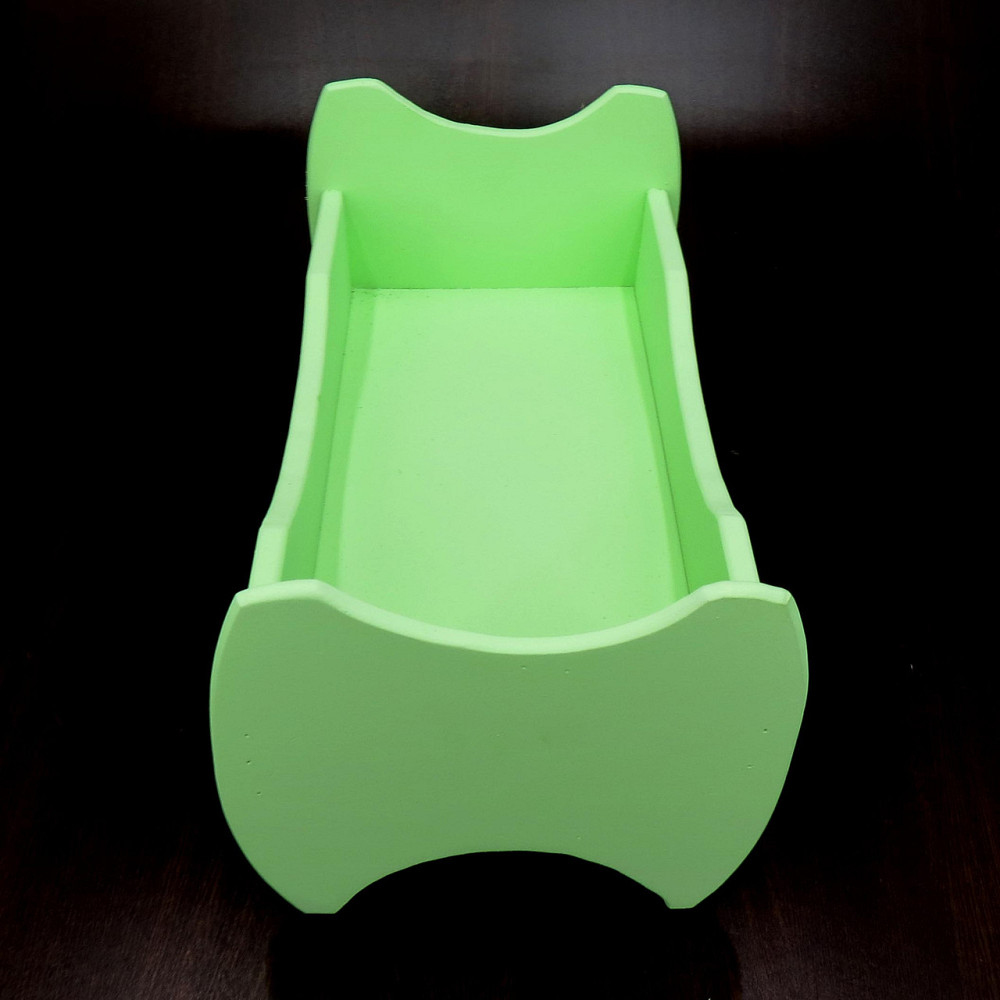 Кровать для кукол 