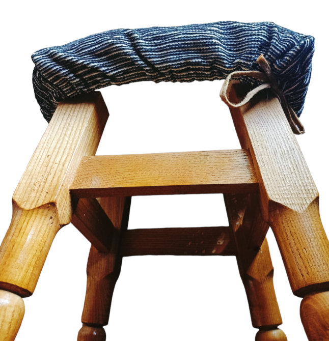 Подушка з поролону на табурет на зав'язці Київ - фото 4