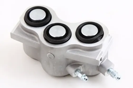 Цилиндр торм. передний 2121 Flagmus  правый Винница