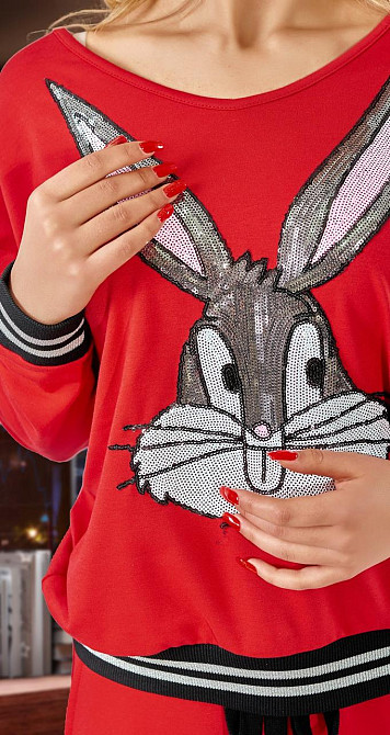 Червоний костюм з аплікацією (48) Київ - фото 2