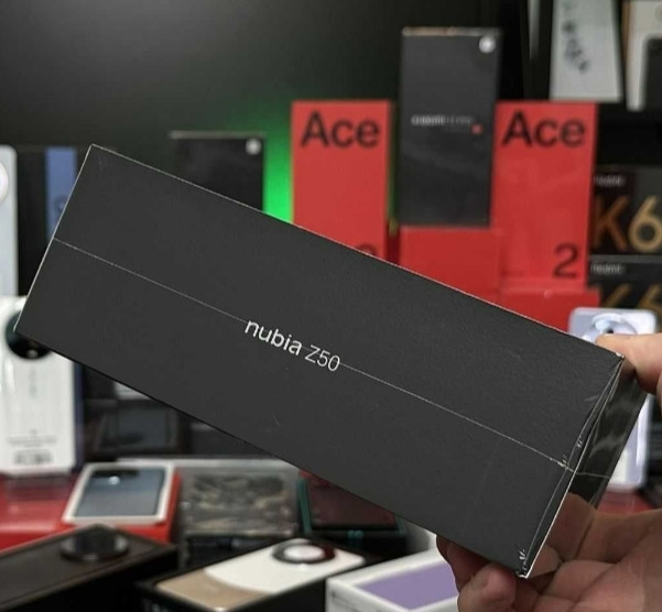 NEW Смартфон ZTE Nubia Z50s Pro 12Gb/1TB Brown/Black Гарантия Trade in Київ - фото 3