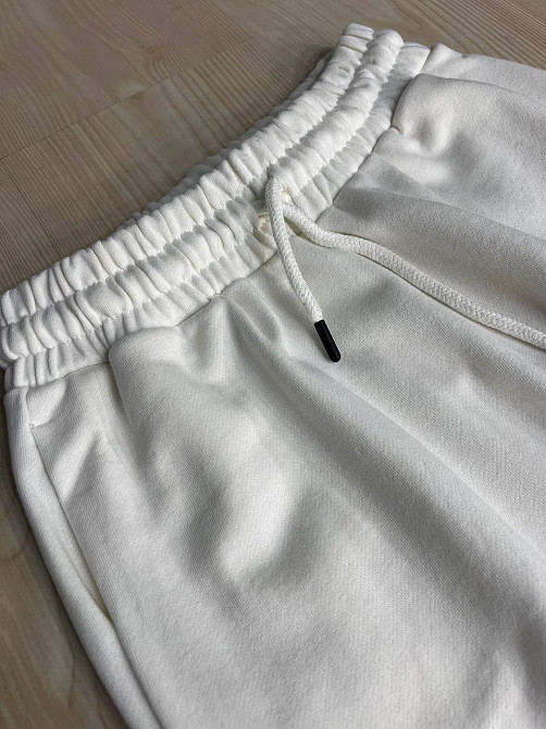 Костюм женский Quzen 470-471 свитшот и джогеры на резинке оверсайз белый, белый, L Киев - изображение 5
