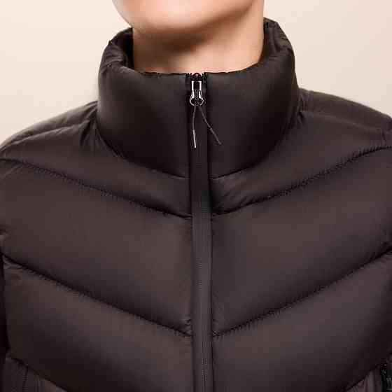 Чоловіча чорна жилетка Pobedov Puffer Київ