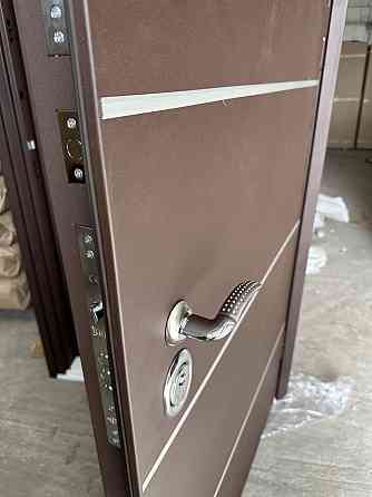 Двери уличные Redfort, модель Стрит Браун (Металл/МДФ) , комплектация Комфорт (3 контура) 960 Киев