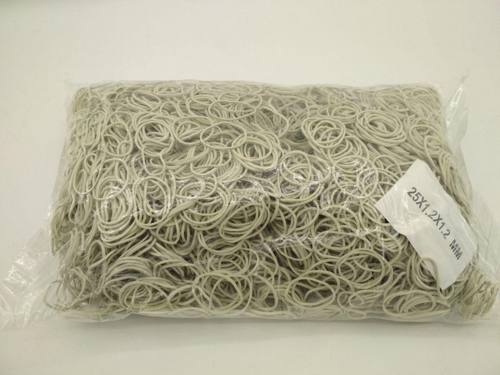 Грошова гумка No25 (біла) * 1,2 мм 1 кг "Plast" (1 пачка) Харків - фото 3