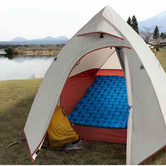 Килимок надувний з подушкою Naturehike FC-12 NH19Z012-P, 65 мм, блакитний Киев
