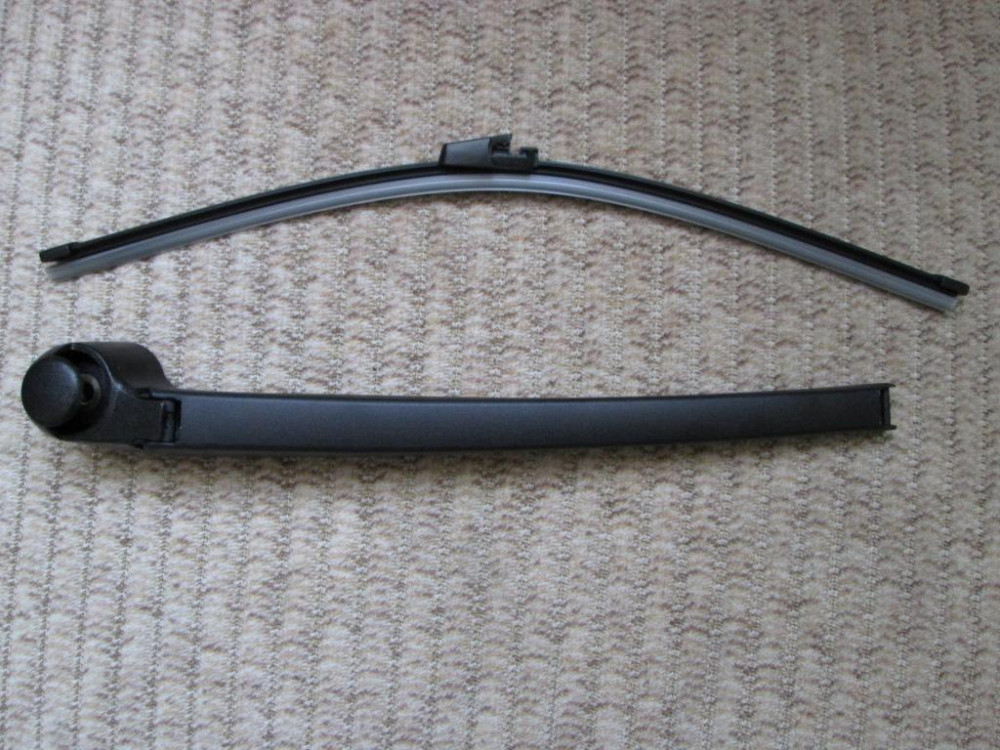 Двірник новий кришки багажника Volkswagen T5 (Transporter) 2003-2014 Ковель - фото 1