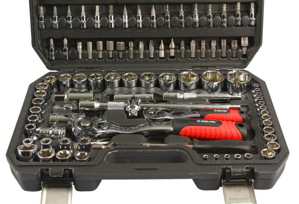 Набор инструментов торцевые головки 1/2