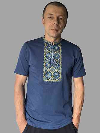 Чоловіча футболка вишиванка  синя  колір - індіго з жовто голубим орнаментом Київ