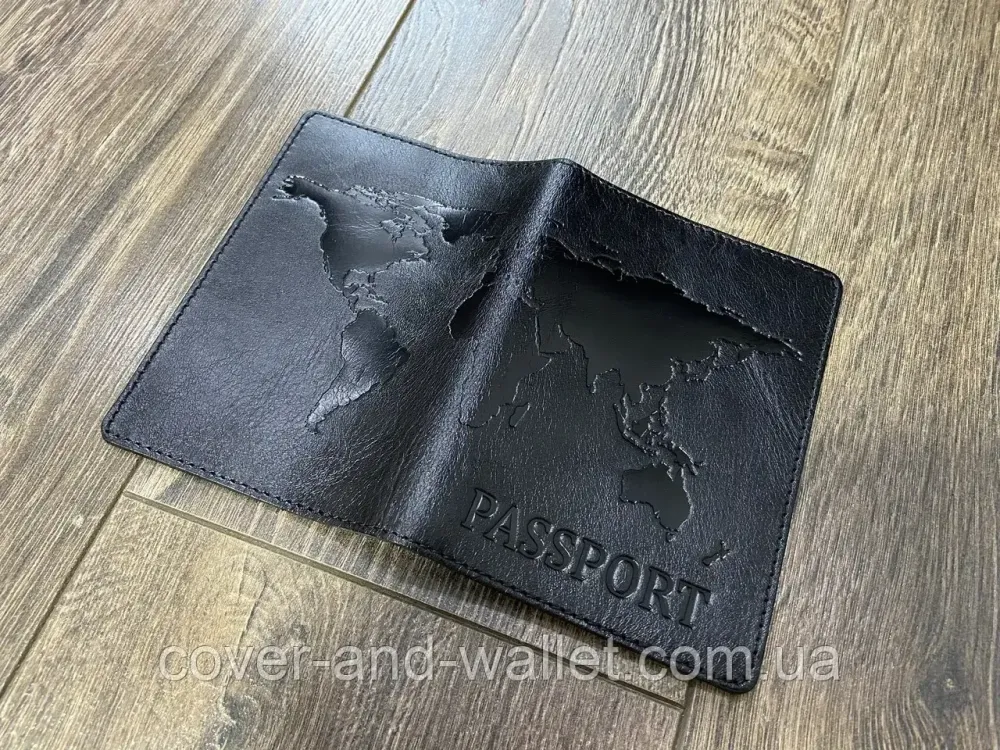 Обложка на паспорт карта мира из гладкой кожи в черном цвете ST Leather Киев - изображение 10