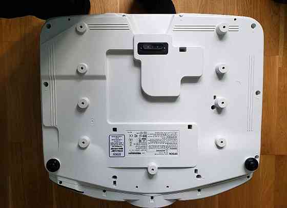 Проектор EPSON 5040ub 4K PRO-UHD 2500 Lumens 1 000 000:1 EH-TW9300 Киев