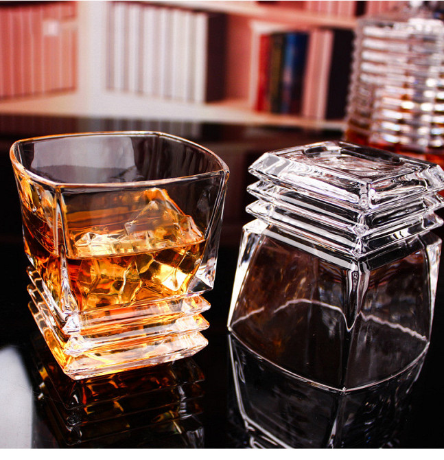 НАБОР Декантер и 6 бокалов Maria, Штоф, Графин для крепких напитков ГАРМОШКА ЭФФЕКТНЫЕ Кременчуг - изображение 2