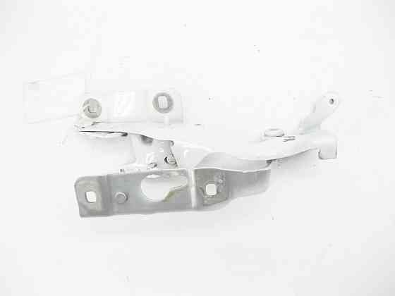 Mercedes-Benz  A1178800228 Петля капота праворуч CLA Shooting Brake X117 CLA C117 Одеса