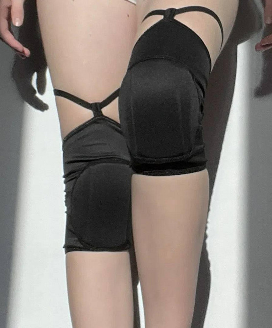 Наколенники для спорта танцев, спорта и гимнастики со стропами Размер XS NK-003 черные Бровары - изображение 3