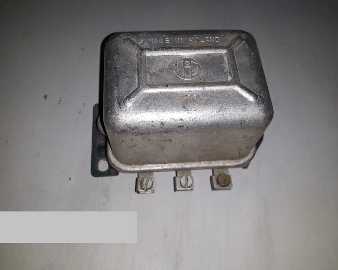 Регулятор напряжения 12V RG15K ЖУК . СССР. Харьков - изображение 1