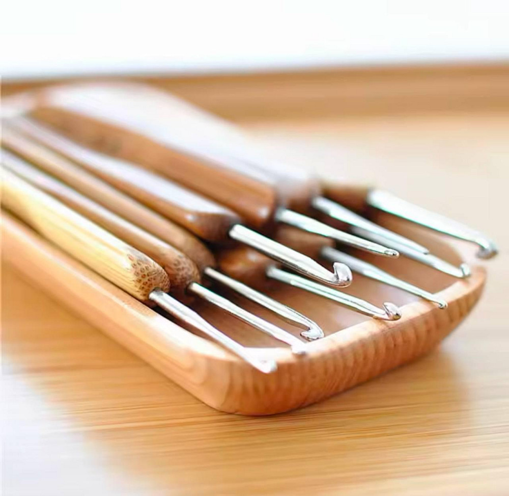 Крючок для вязания 2 мм. с плоской бамбуковой ручкой Киев - изображение 3